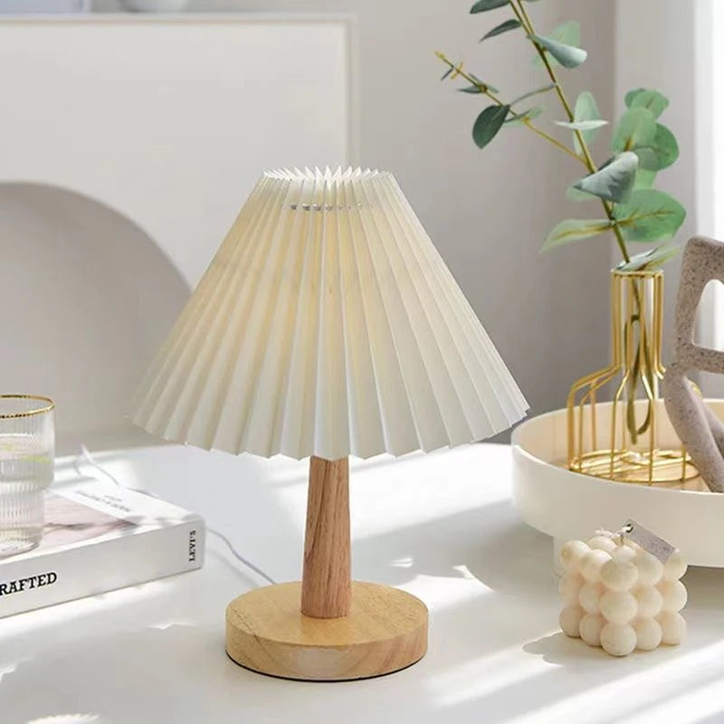 Sora Foldable Pleated Table Lamp