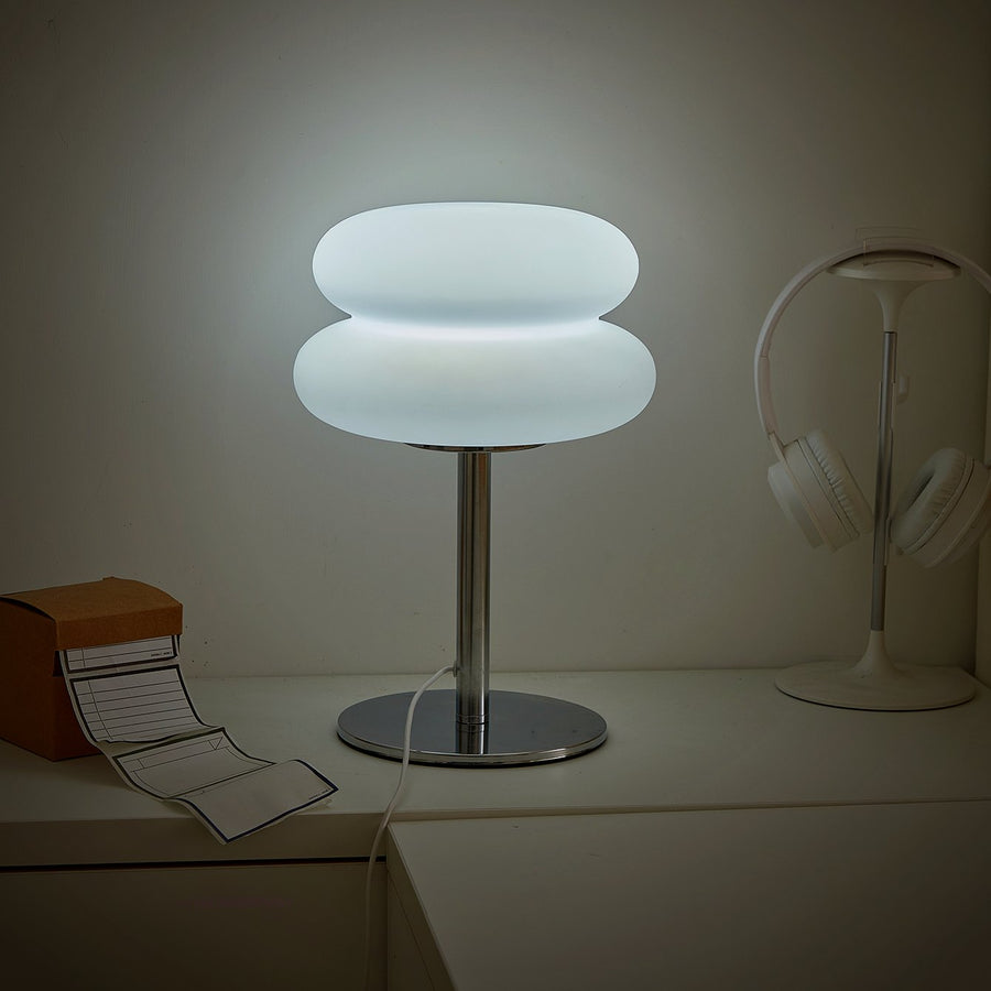 Halo frosted tiered lamp detail in daylight