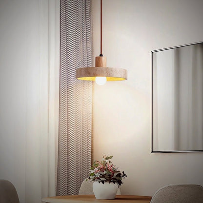 Tora travertine pendant lit