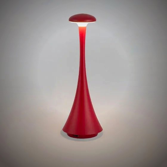 Pip lamp silhouette, lit cap detail