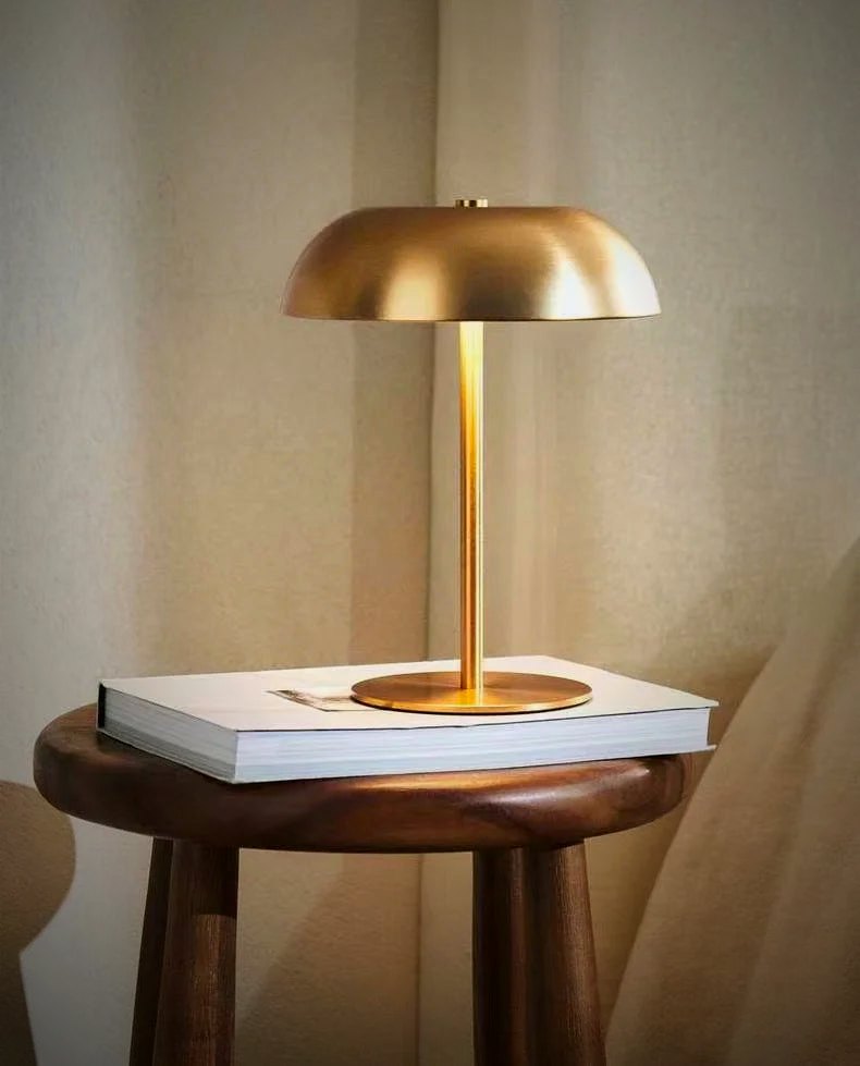Lumae Sol table lamp
