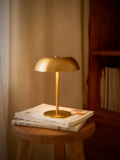 Lumae Sol table lamp