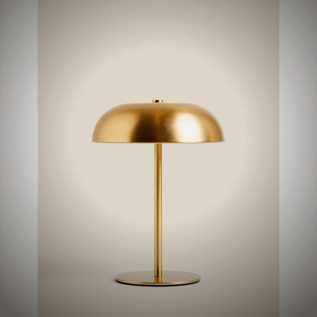 Lumae Sol table lamp